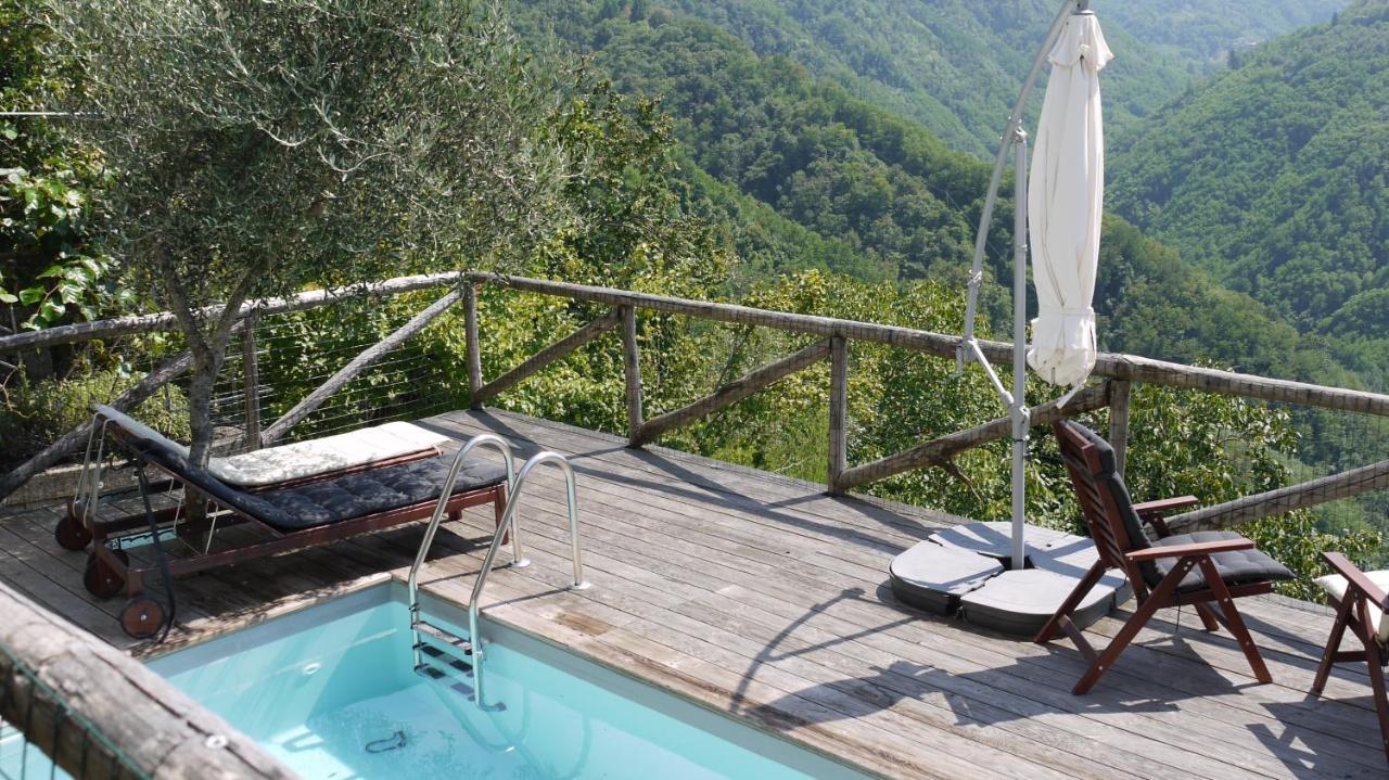 Piscina Con Vista Villa Bagni di Lucca Bagian luar foto