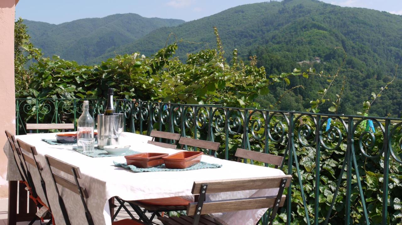 Piscina Con Vista Villa Bagni di Lucca Bagian luar foto